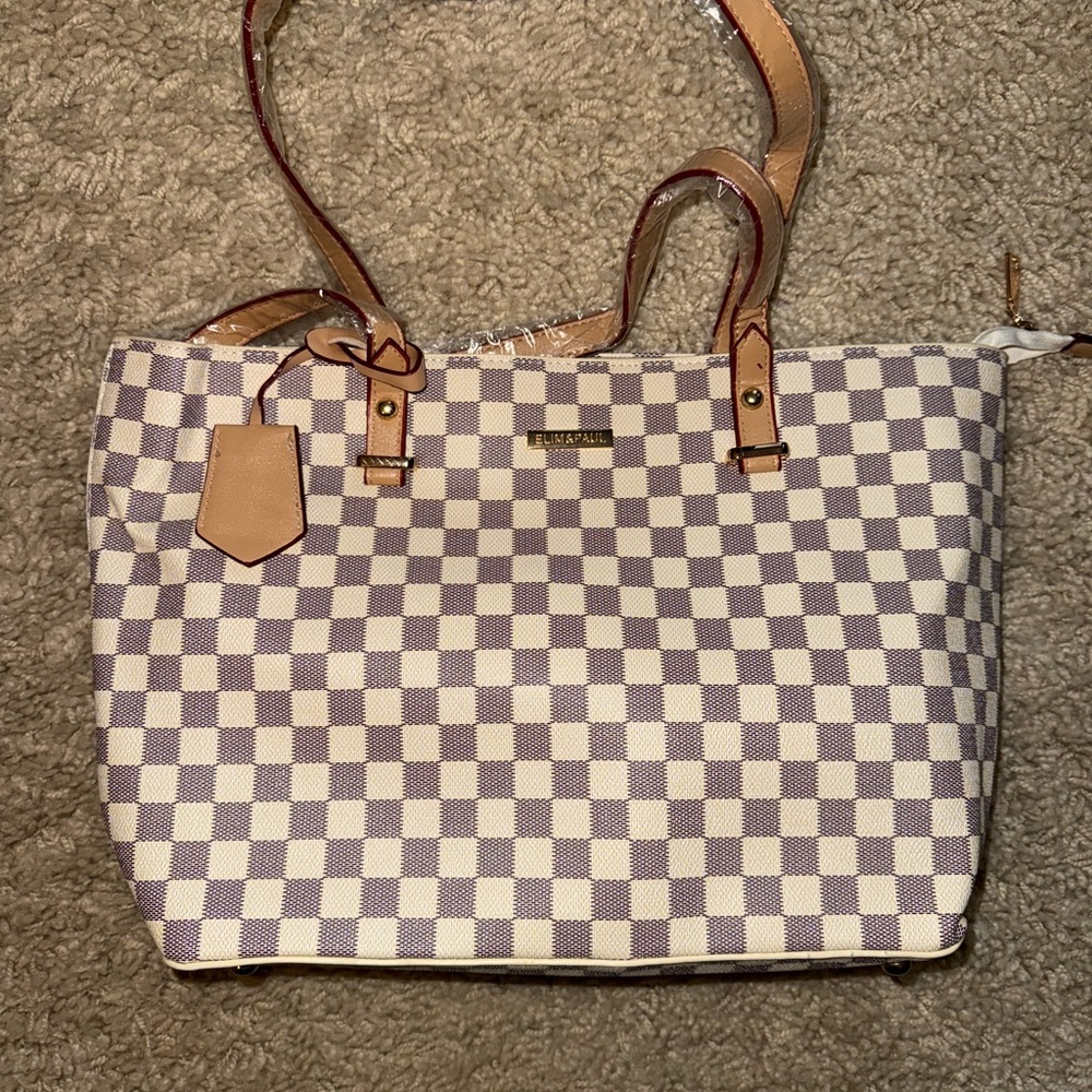 Elegant Checkered Tote Bag - Cream and Tan